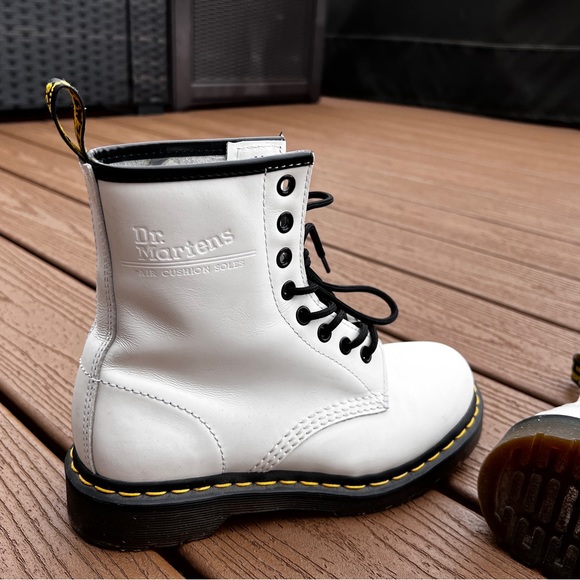 Women’s Dr. Martens Smooth Leather Combat Boots White / Black - Picture 6 of 10